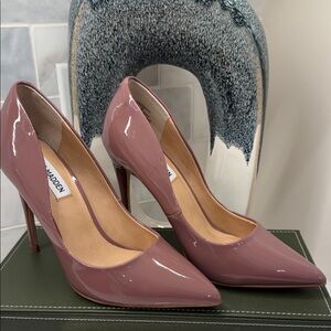 Steve Madden Daisie Pump